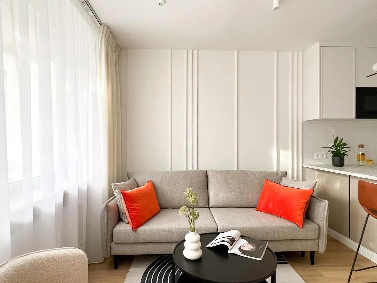 Gustowny Apartament Przy Metrze Warszawa Polska
