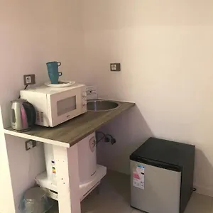 Apartment Wilcza, Warschau