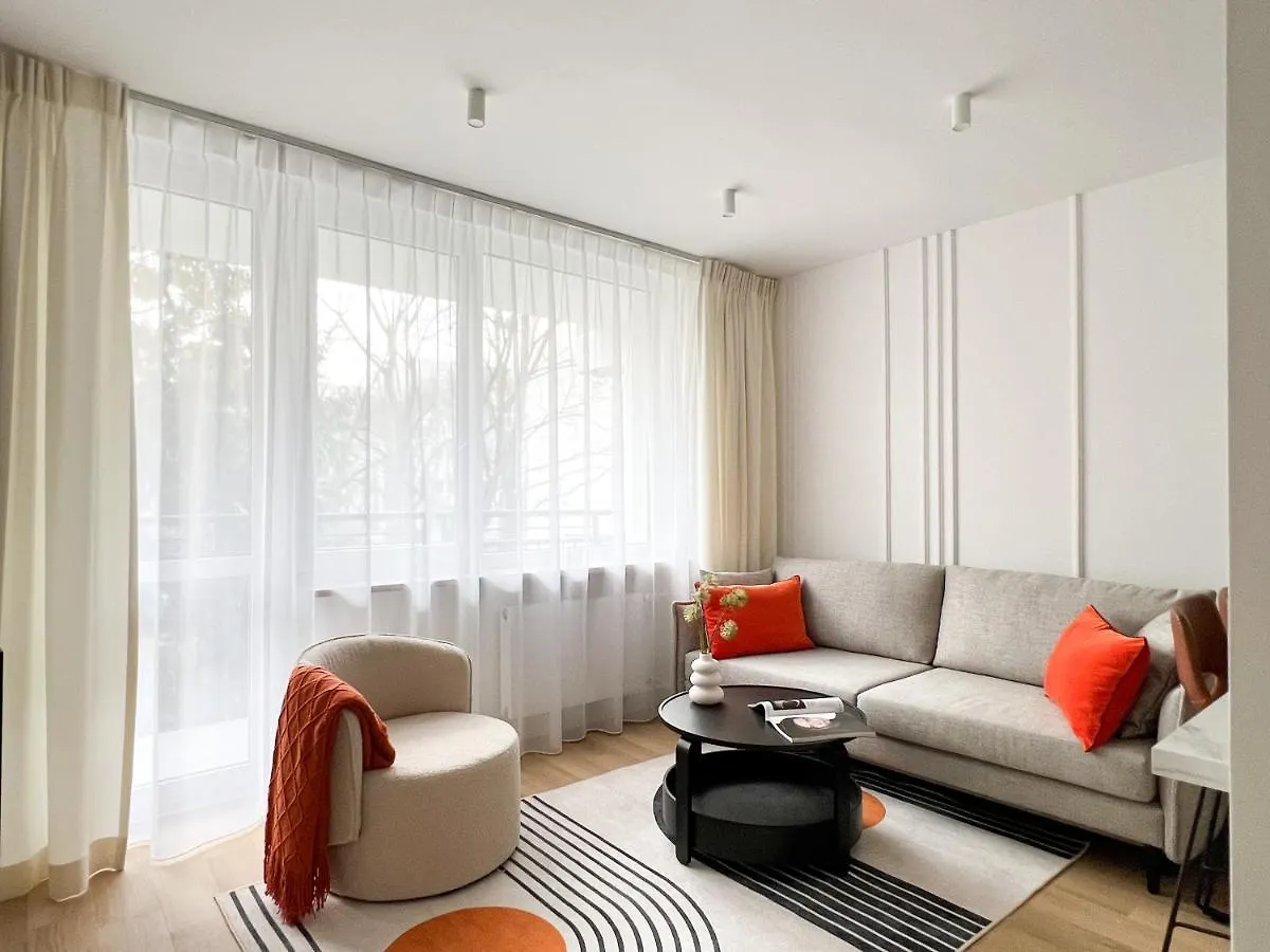 Gustowny Apartament Przy Metrze Warsaw Apartment